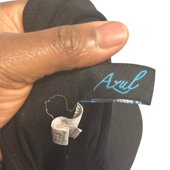 Azul One Piece Woman's Swimming suit size 16 W - Picture 3 of 9